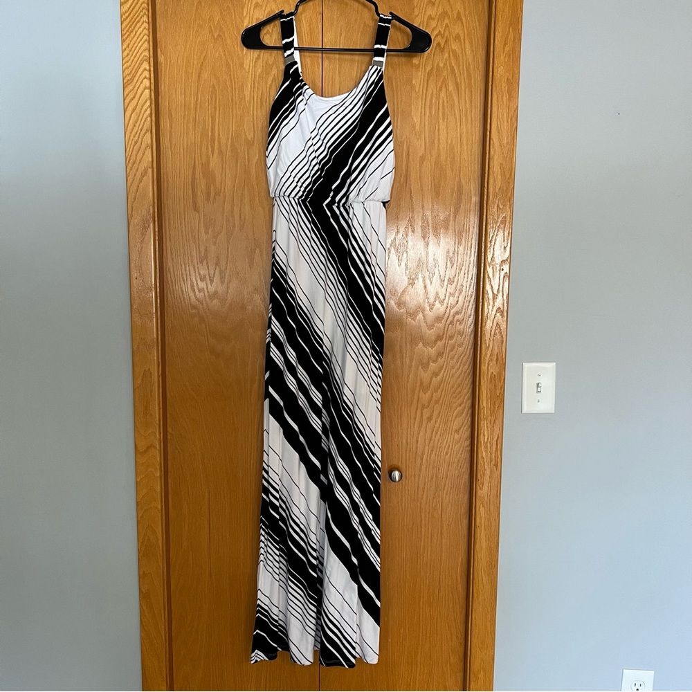 White House Black Market Maxi Dress